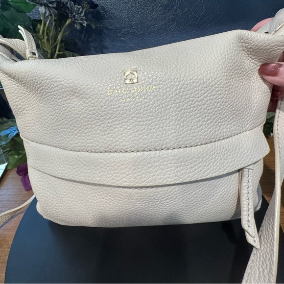 Kate Spade NY Starla Grant Leather Crossbody Bag - Picture 1 of 10